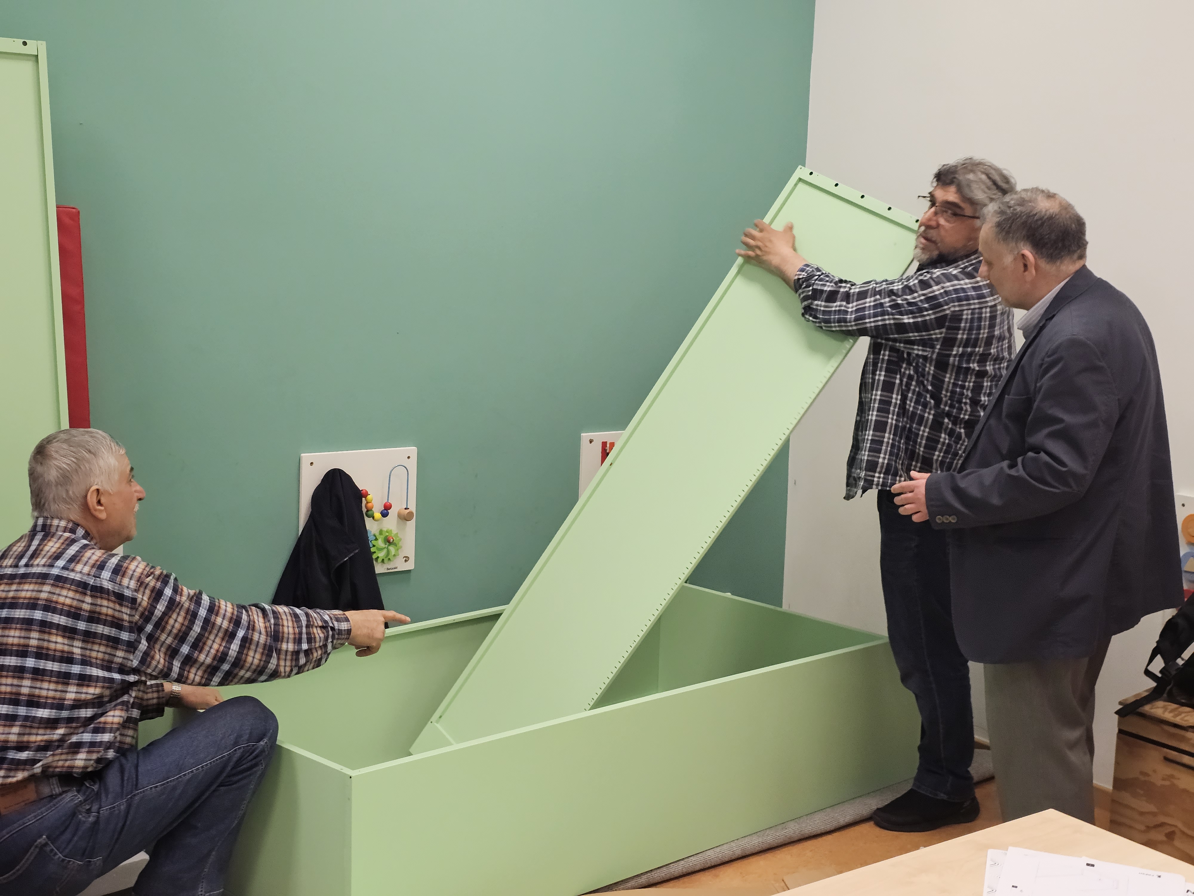 Familienzentrum Rengîn/bauprojekt/Neugestaltung des Bewegungsraums  (3).jpg